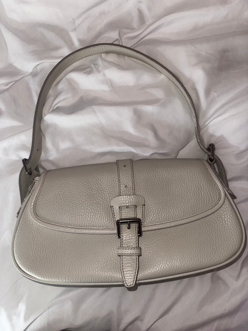 Burberry White Pebbled Leather Flap Shoulder Bag