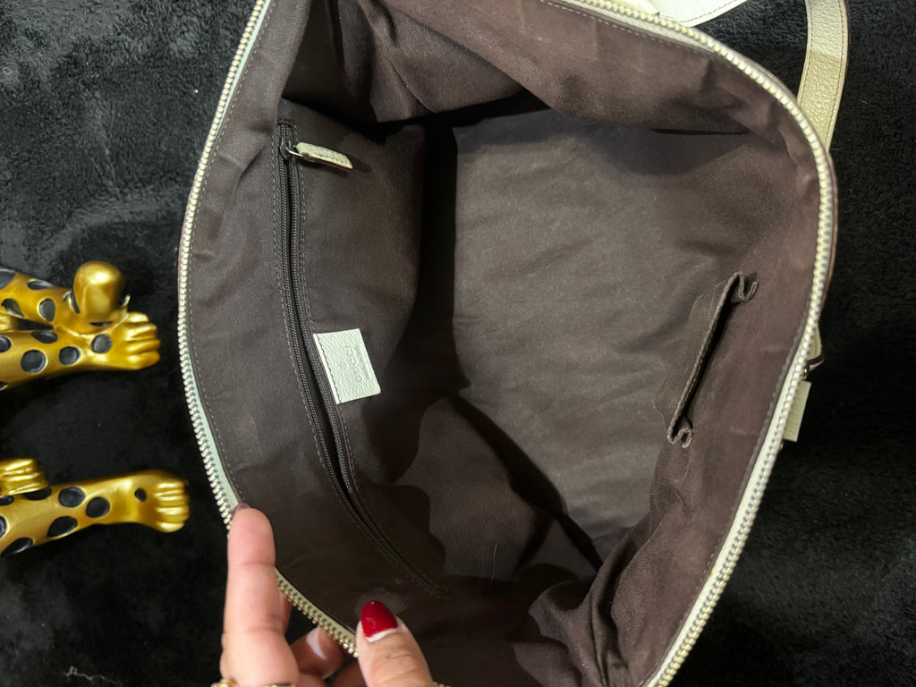 Gucci GG Canvas Tote in Cream