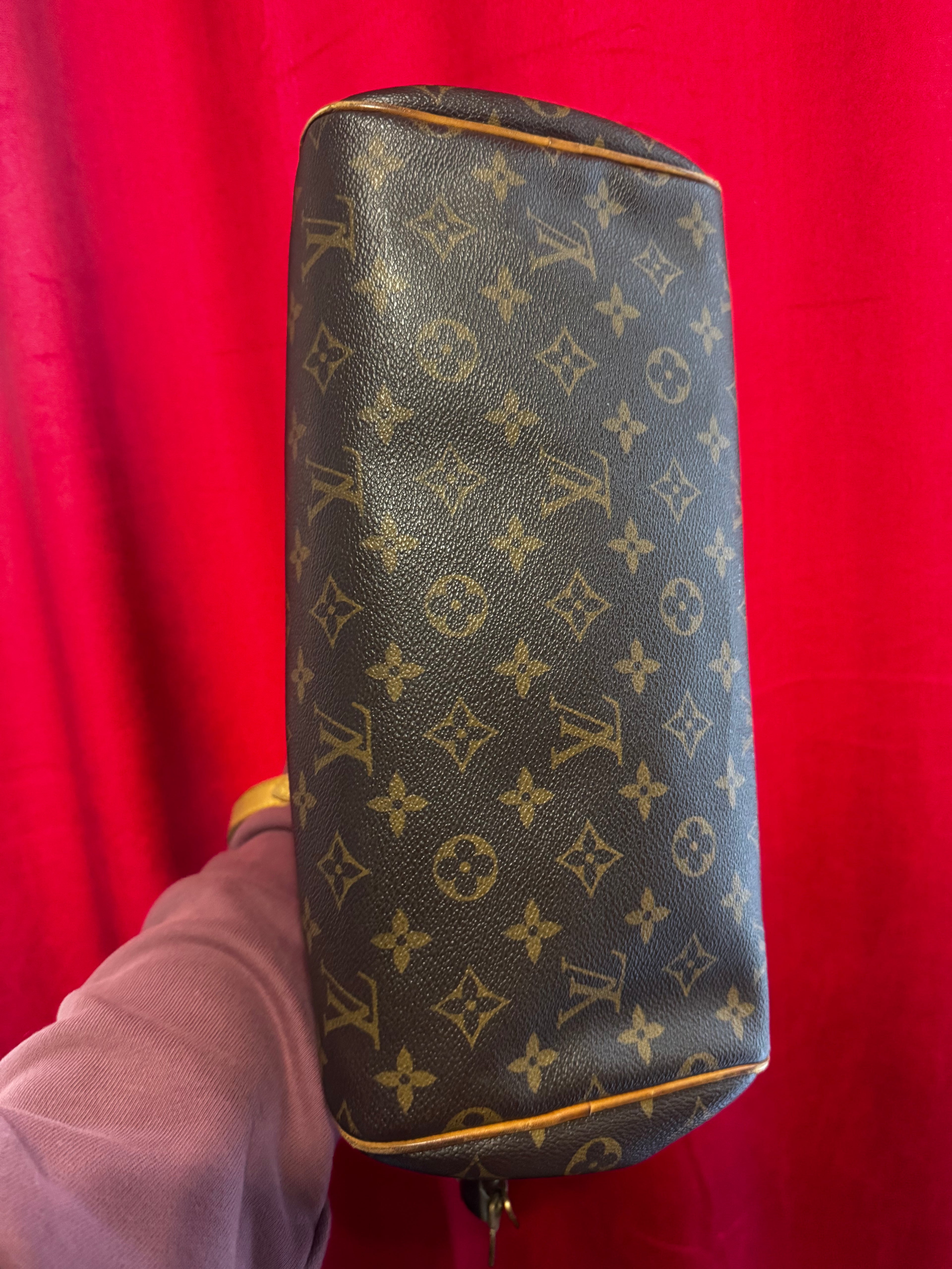 Louis Vuitton Monogram Montorgueil