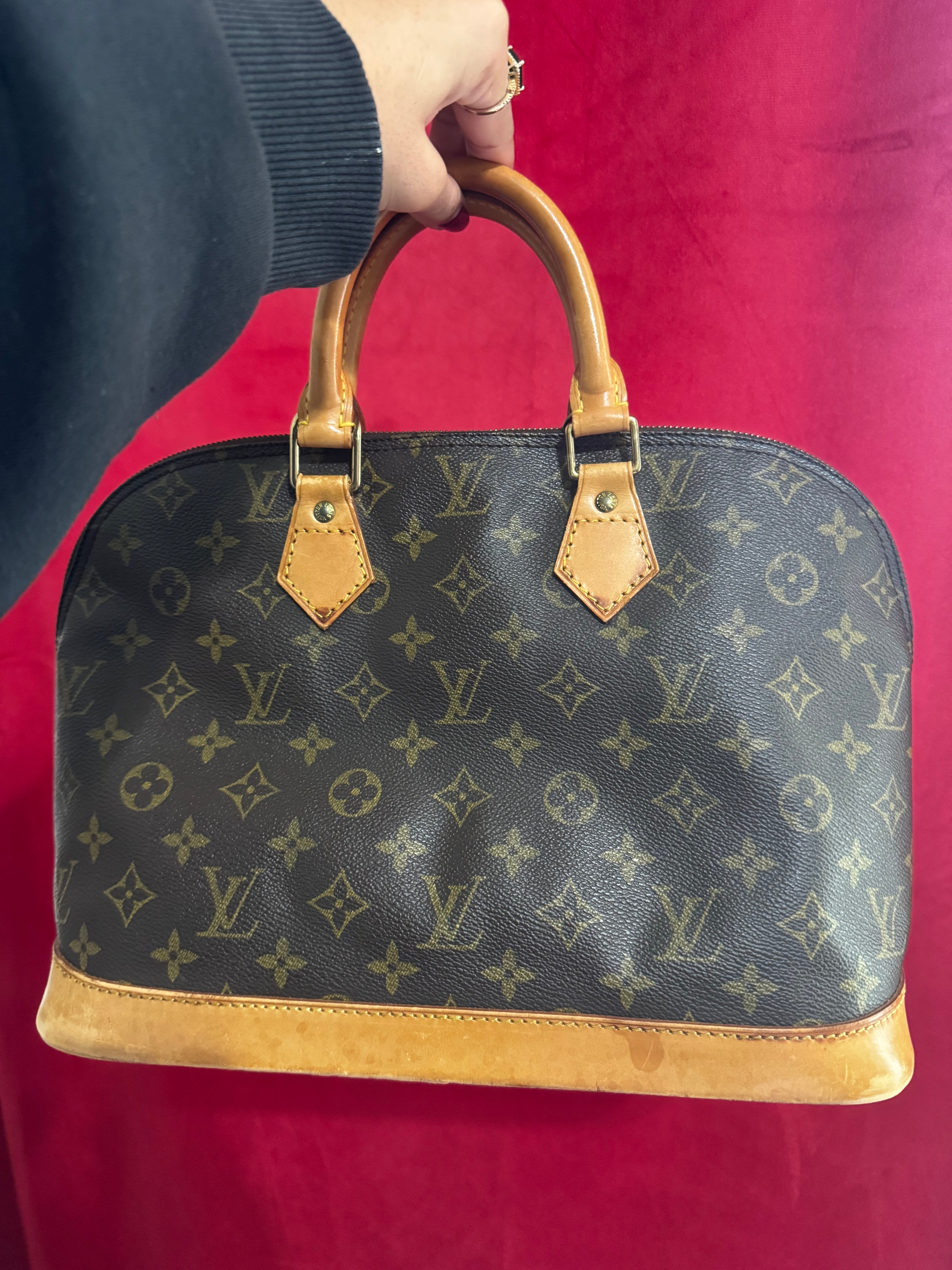 Louis Vuitton Monogram Alma 30 PM