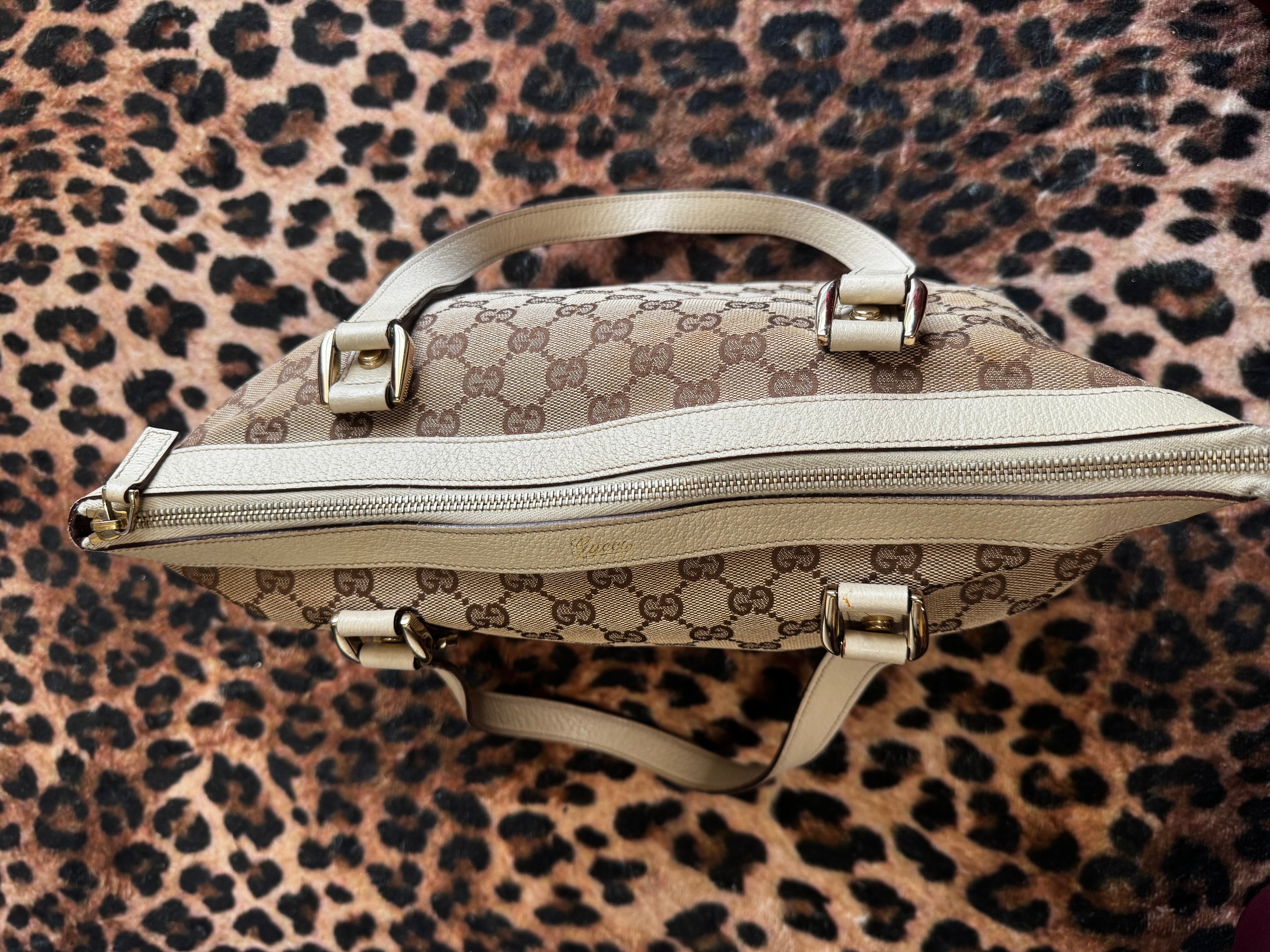 Gucci GG Canvas Tote in Cream